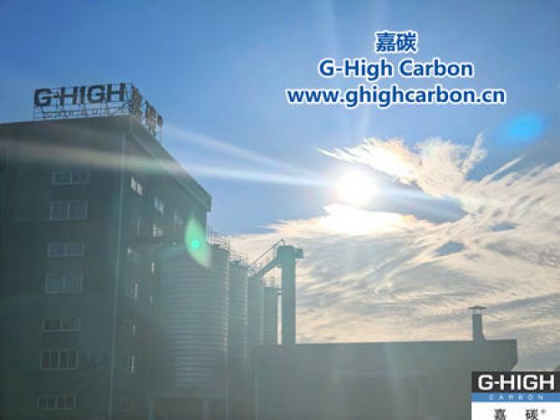 下班時(shí)分，天空上演白云盛宴，員工紛紛記錄美好時(shí)刻。